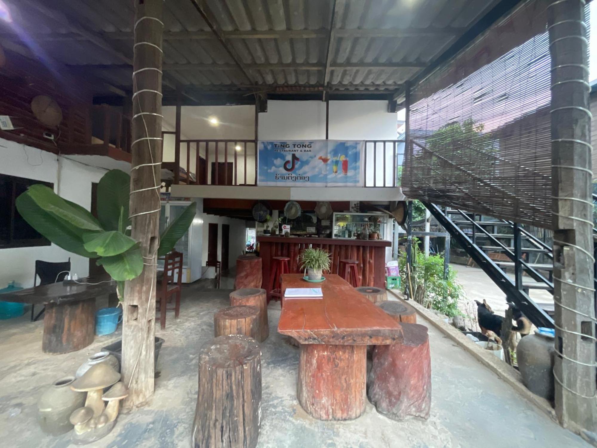 Outland Hostel Vang Vieng Luaran gambar