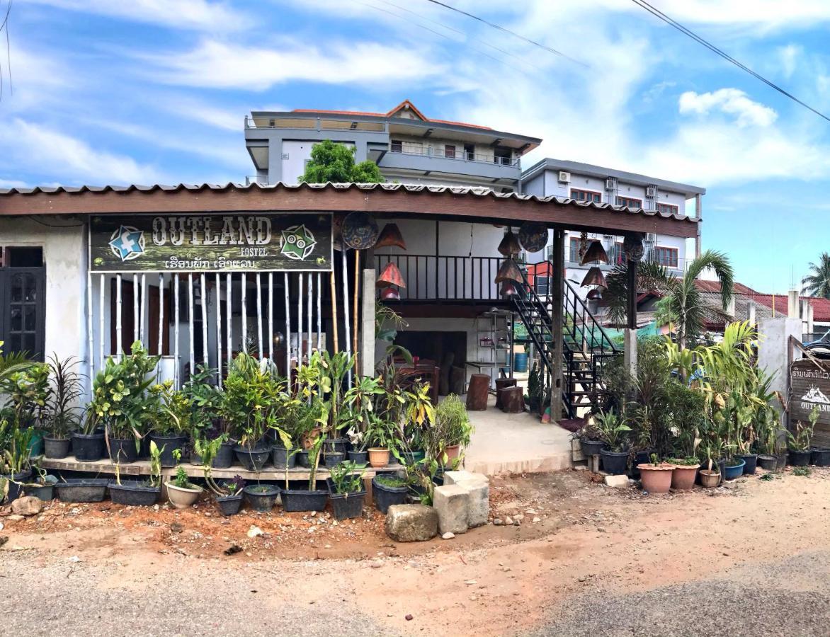 Outland Hostel Vang Vieng Luaran gambar